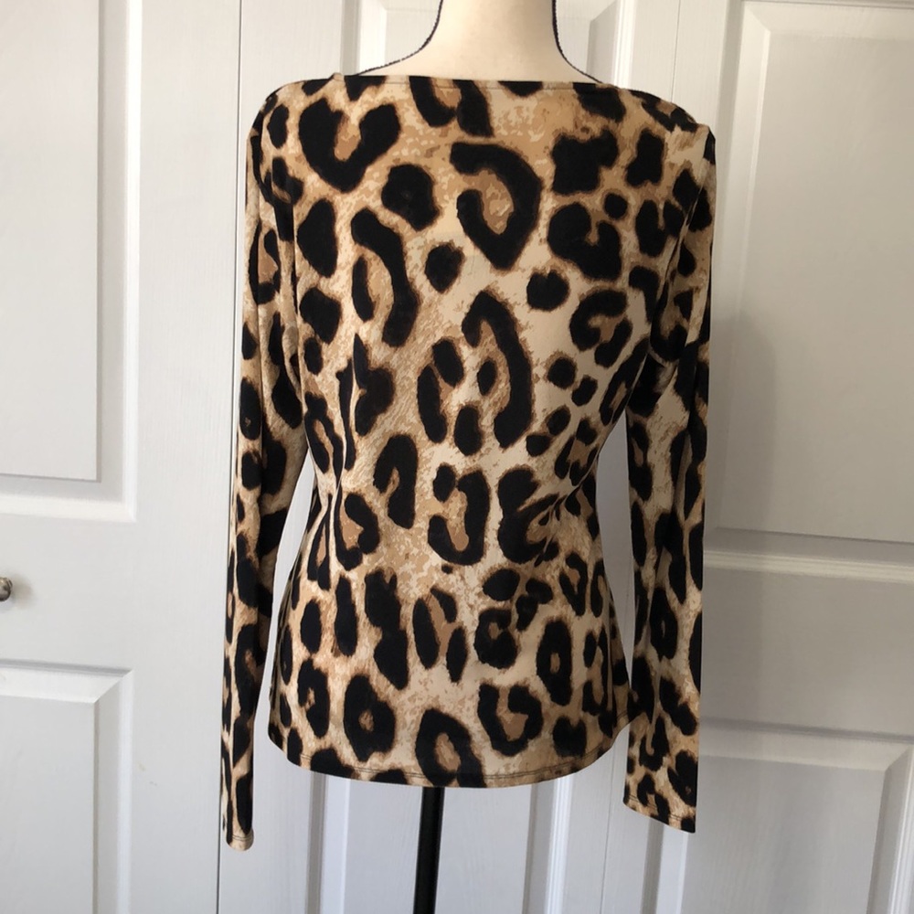 NWT H&M Long Sleeve Leopard Top with asymmetrical neck, Large - Picture 4 of 14